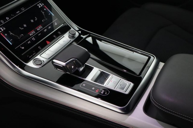 Audi Q7  50 TDI S-line