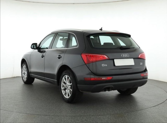 Audi Q5  2.0 TDI 