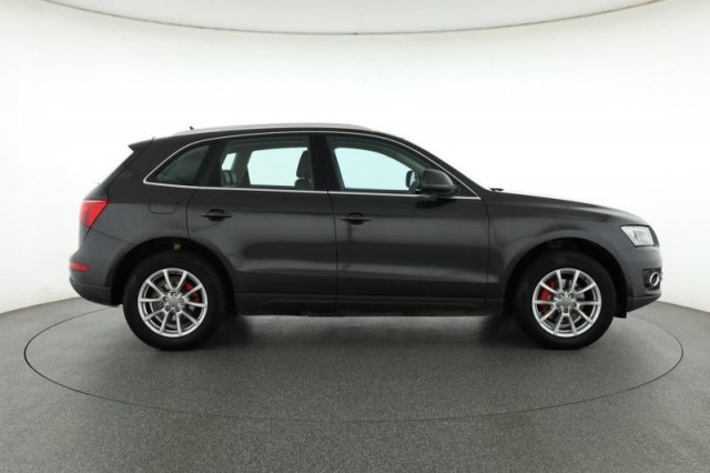 Audi Q5  2.0 TDI 