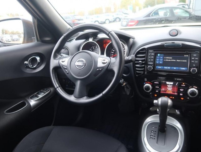Nissan Juke  1.6 i 