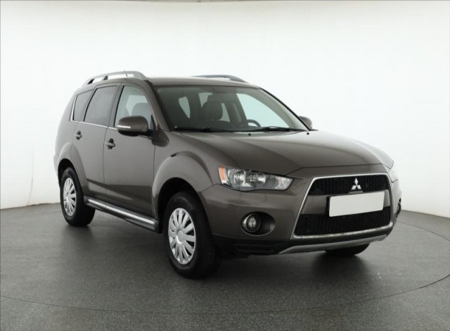 Mitsubishi Outlander  2.0 DI-D 