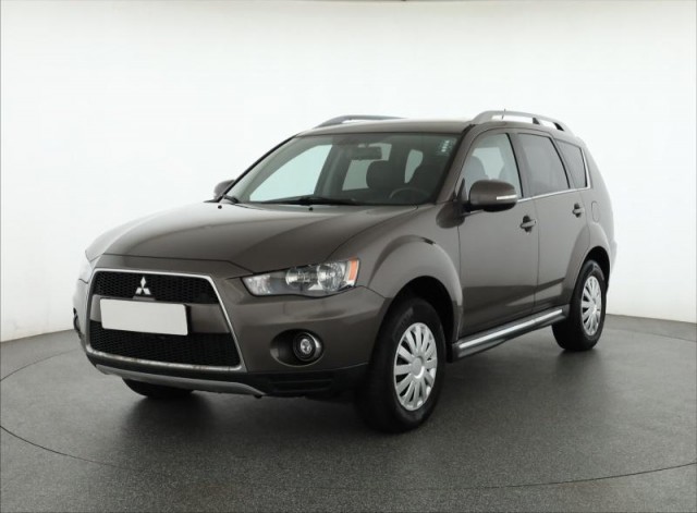 Mitsubishi Outlander  2.0 DI-D 