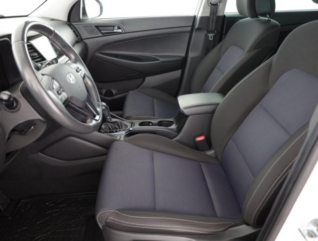 Hyundai Tucson  1.7 CRDi 