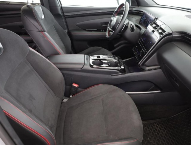 Hyundai Tucson  1.6 T-GDI 48V MHEV N-Line