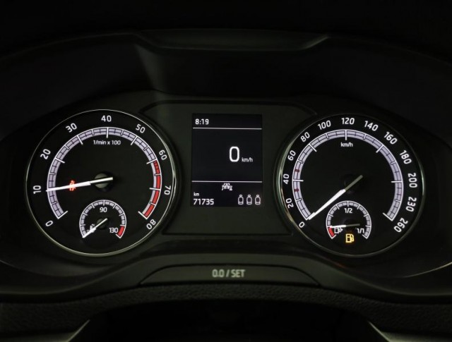 Škoda Karoq  1.5 TSI Ambition