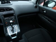 Peugeot 5008  2.0 HDI 