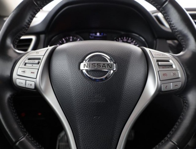 Nissan Qashqai  1.6 DIG-T 