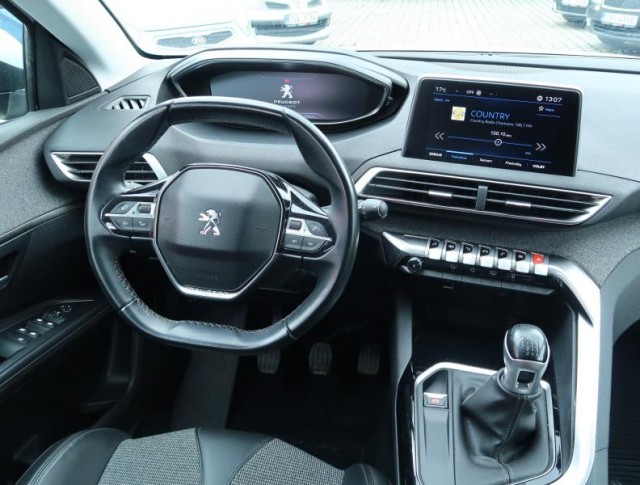 Peugeot 5008  PureTech 130 Allure