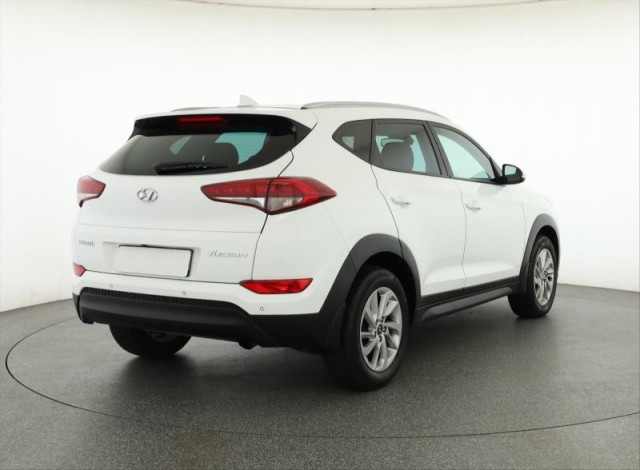 Hyundai Tucson  1.7 CRDi 