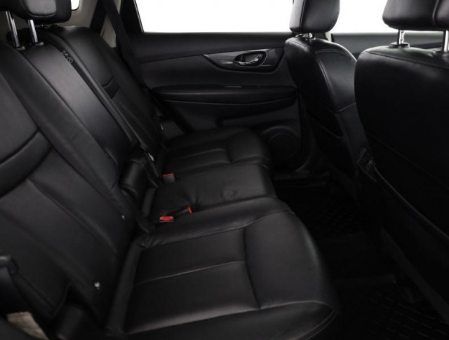 Nissan X-Trail  1.6 dCi 