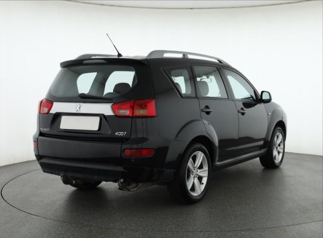 Peugeot 4007  2.2 HDI 