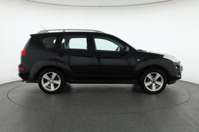 Peugeot 4007  2.2 HDI 