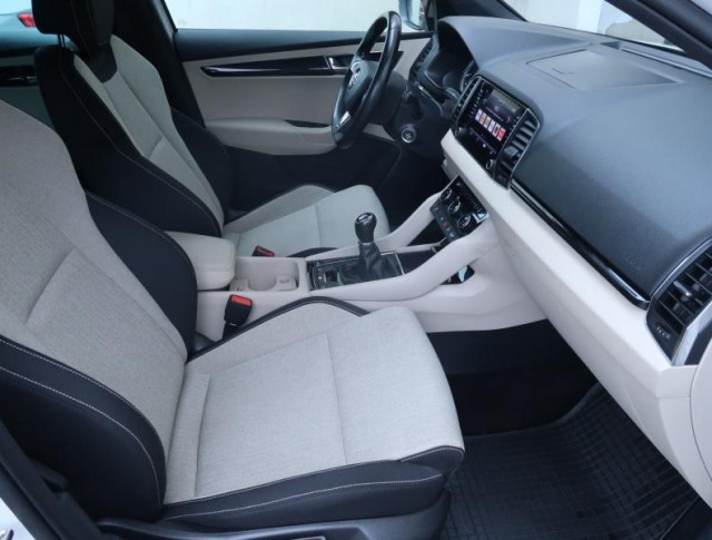 Škoda Karoq  1.5 TSI Style