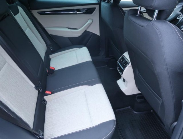 Škoda Karoq  1.5 TSI Style