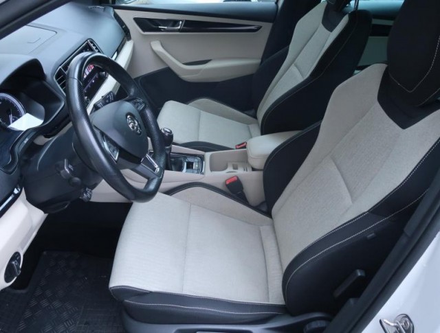 Škoda Karoq  1.5 TSI Style