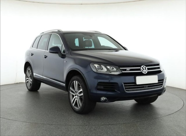 Volkswagen Touareg  3.0 TDI 