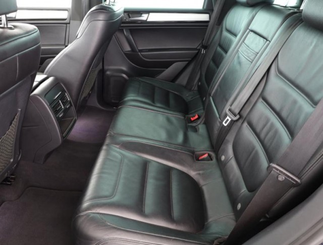 Volkswagen Touareg  3.0 TDI 