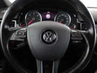 Volkswagen Touareg  3.0 TDI 