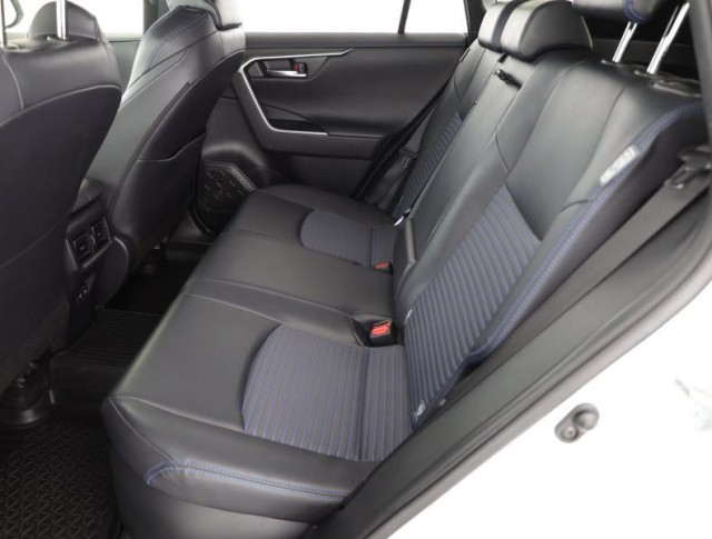 Toyota RAV 4  2.5 Hybrid 