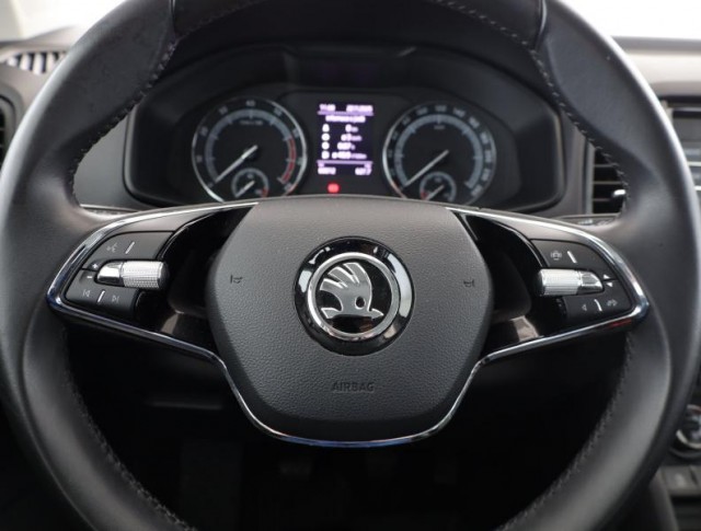 Škoda Karoq  1.5 TSI Ambition