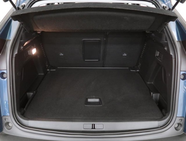 Peugeot 3008  1.5 BlueHDi Active Pack