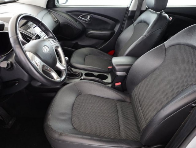 Hyundai ix35  1.6 GDI 