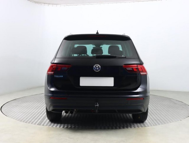Volkswagen Tiguan  2.0 TDI 