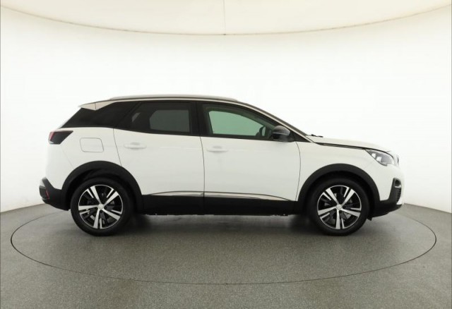Peugeot 3008  1.2 PureTech 