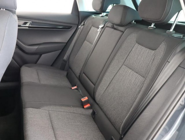 Škoda Karoq  1.6 TDI Style