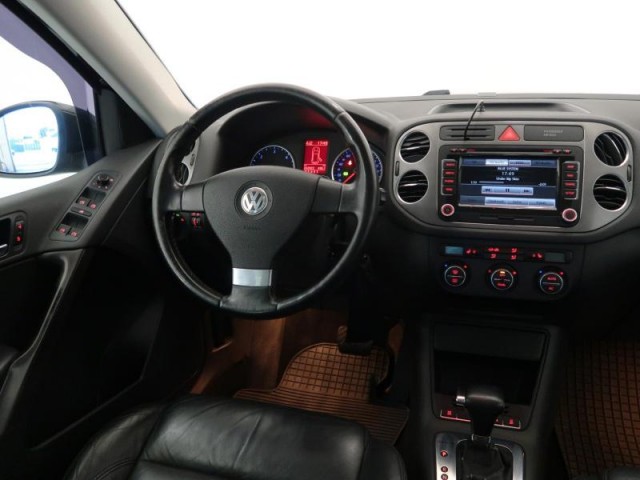 Volkswagen Tiguan  2.0 TDI Sport