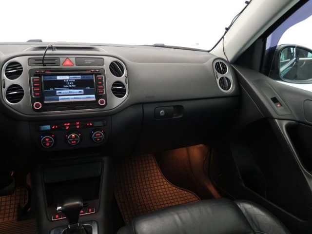 Volkswagen Tiguan  2.0 TDI Sport