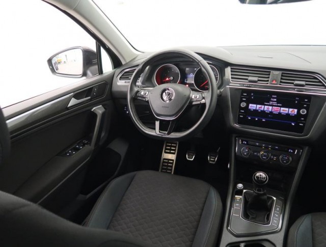 Volkswagen Tiguan  1.5 TSI 