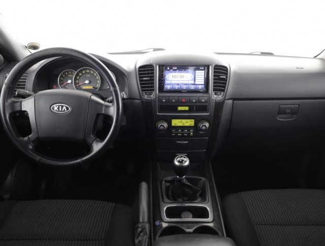 Kia Sorento  2.5 CRDi 