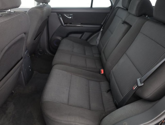 Kia Sorento  2.5 CRDi 