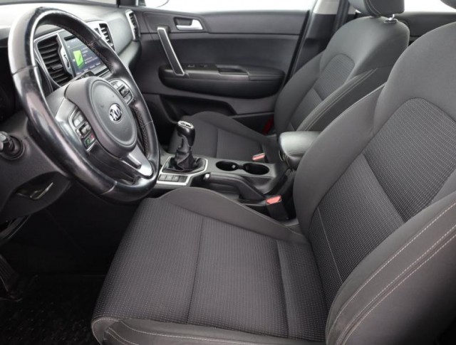 Kia Sportage  2.0 CRDi 