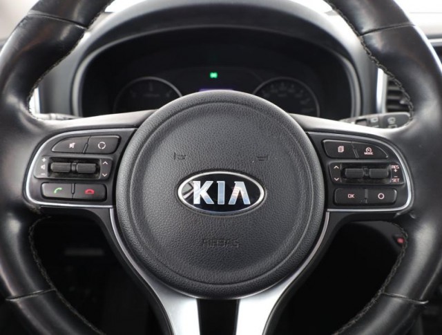 Kia Sportage  2.0 CRDi 