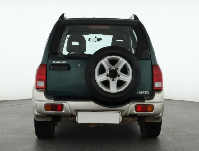 Suzuki Grand Vitara  2.0 HDI 110 