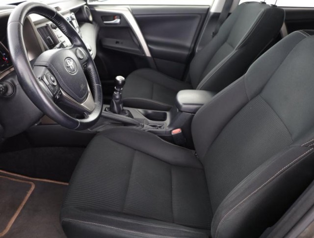 Toyota RAV 4  2.2 D-4D 