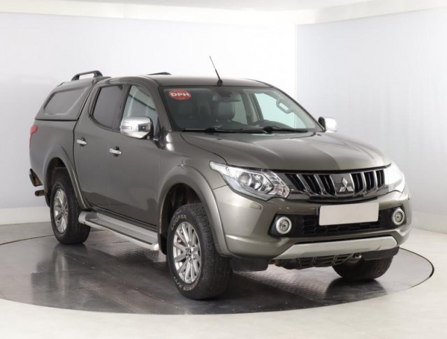 Mitsubishi L200  2.4 DI-D Invite