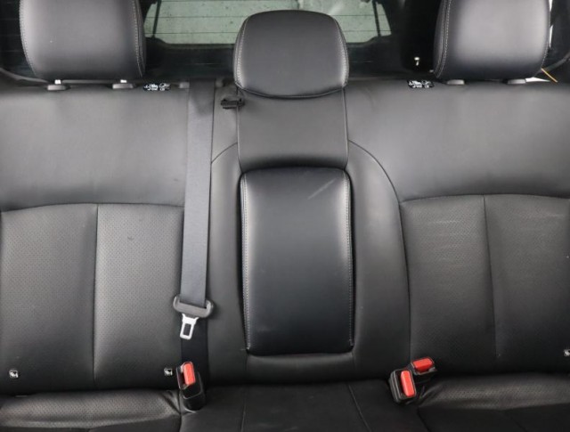 Mitsubishi L200  2.4 DI-D Invite