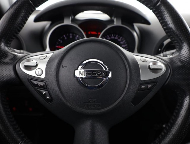 Nissan Juke  1.6 i 