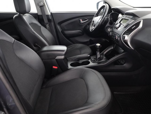 Hyundai ix35  2.0 CVVT 