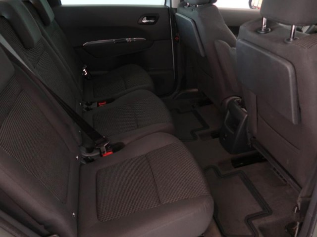 Peugeot 5008  2.0 BlueHDi 