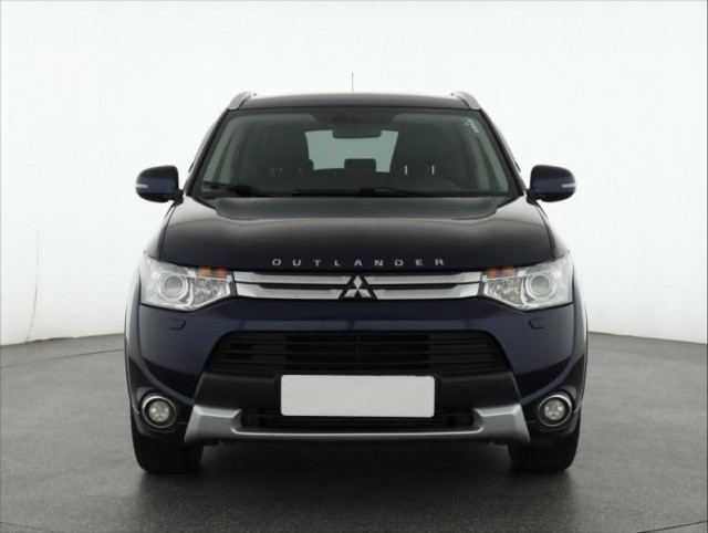 Mitsubishi Outlander  2.2 DI-D 