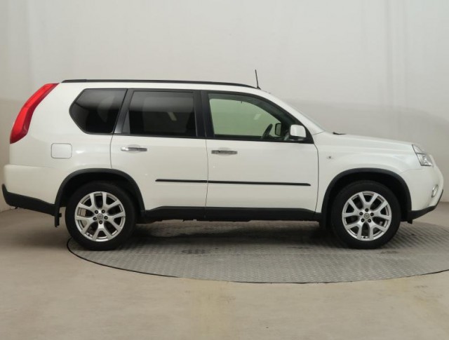 Nissan X-Trail  2.0 dCi Tekna
