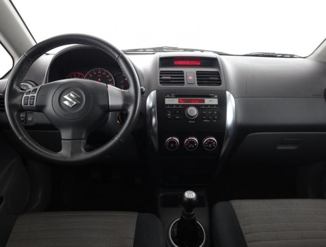 Suzuki SX4  1.6 VVT 