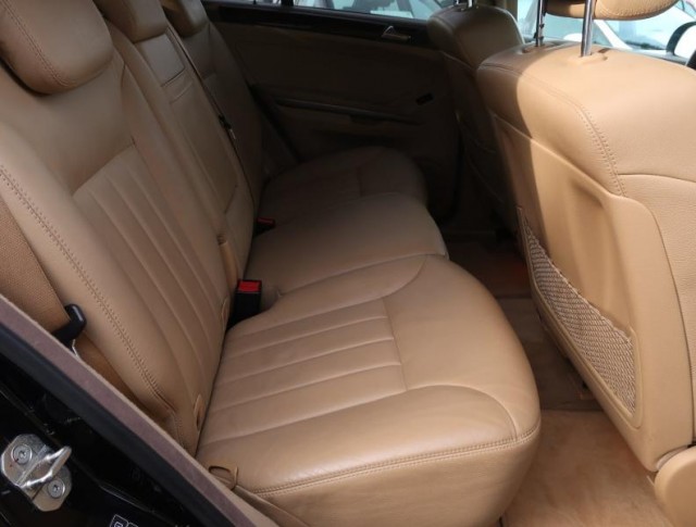 Mercedes-Benz ML  ML 320 CDI 