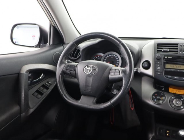 Toyota RAV 4  2.2 D-4D 