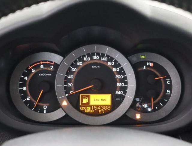 Toyota RAV 4  2.2 D-4D 