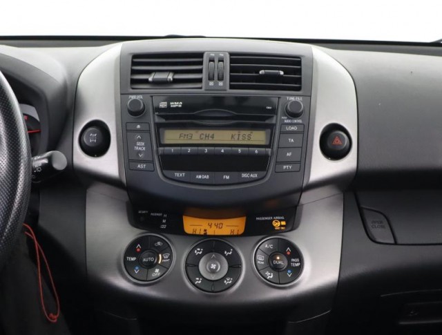 Toyota RAV 4  2.2 D-4D 